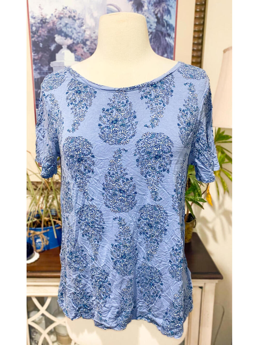 Old Navy Blue Floral Paisley Top Medium Short Sleeve Lightweight Blouse
